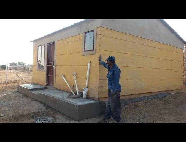 1 BEDROOM HOUSE FOR SALE IN WINTERVELDT WARD 3